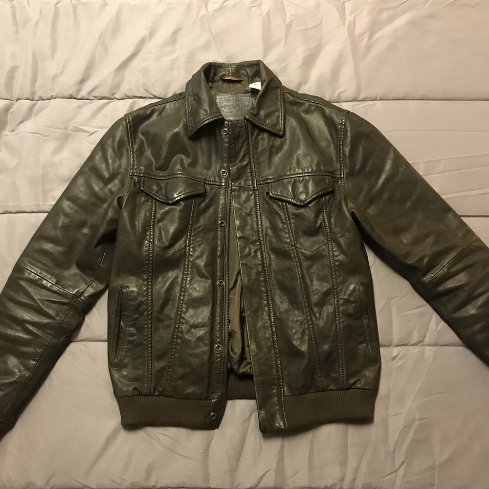 Levi’s Lamb Skin Leather Trucker Jacket Small
